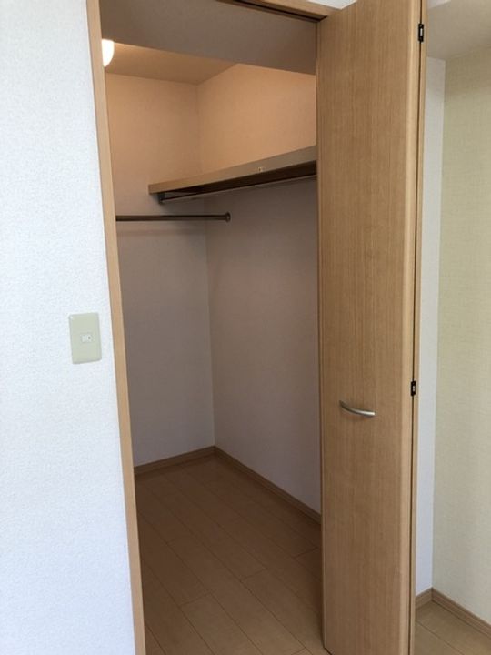 インペリアルコート Aの内装