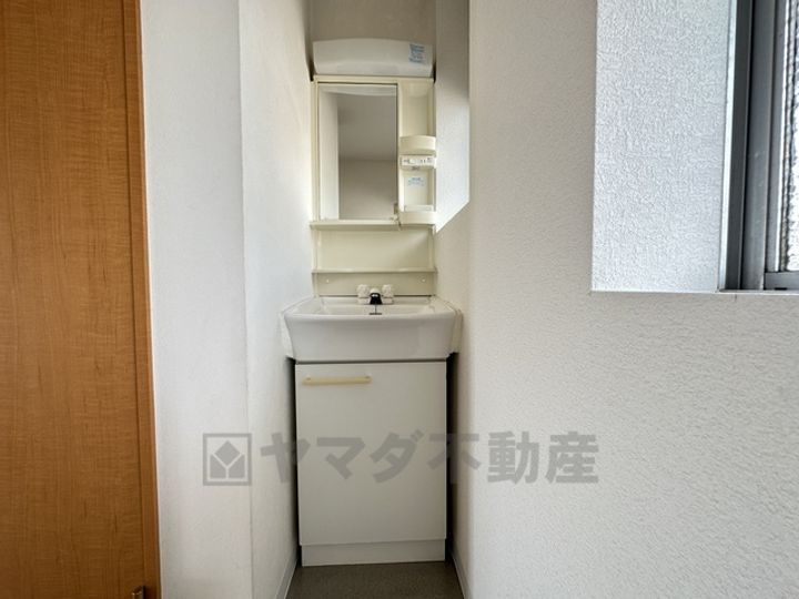 錦コートの内装