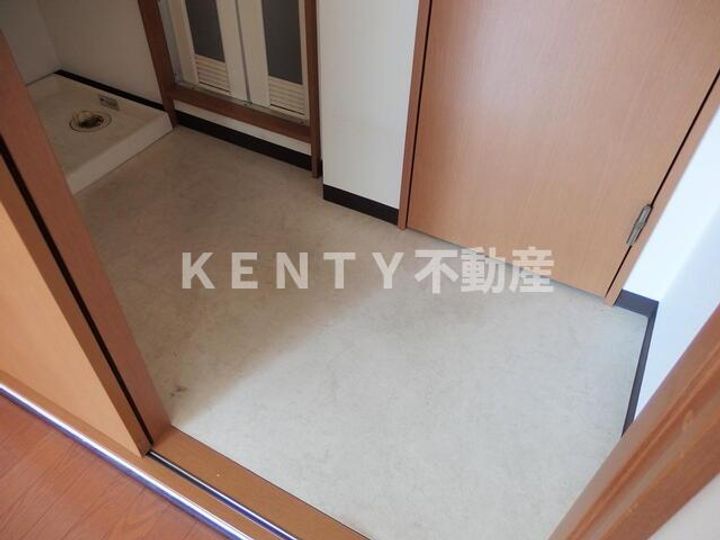 Liz大島上町の玄関