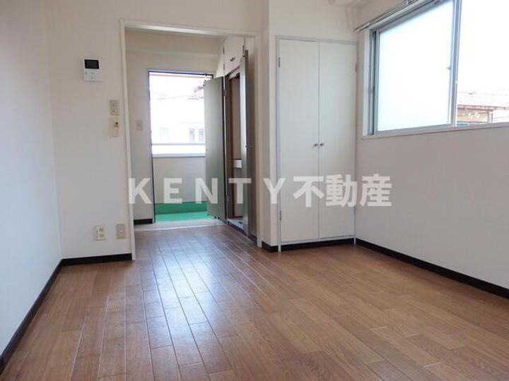 Liz大島上町の居間