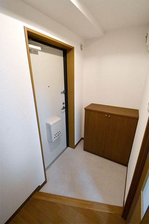 アシスト山形マンションIIの玄関