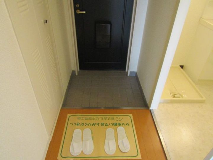 グランドール南栄の玄関