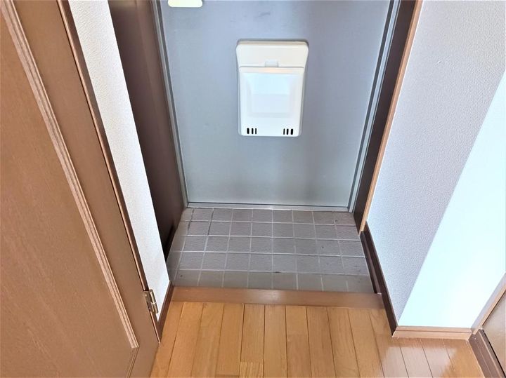 鹿児島県鹿児島市原良1(マンション)の賃貸物件の玄関