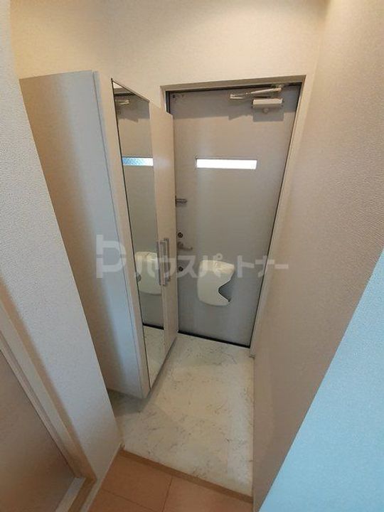 ラビット・イヤー・アイリスの玄関