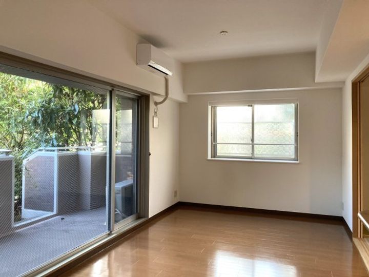 川口幸町パークハウスの居間