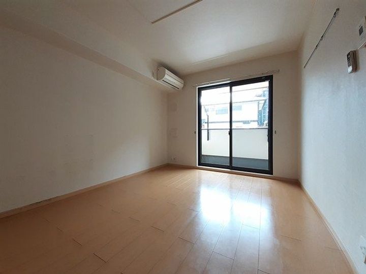 ノワ・ポワールの居間