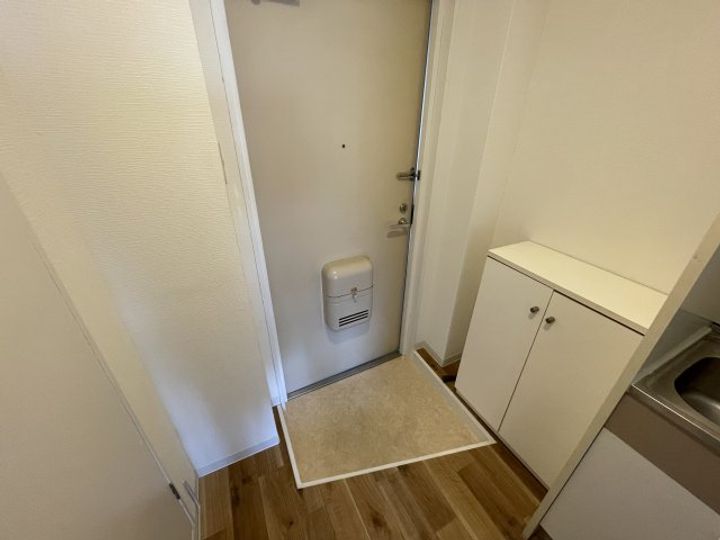 大阪府大阪市住之江区東加賀屋3(マンション)の賃貸物件の玄関