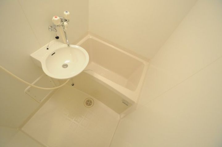 大阪府大阪市鶴見区中茶屋1(アパート)の賃貸物件の風呂