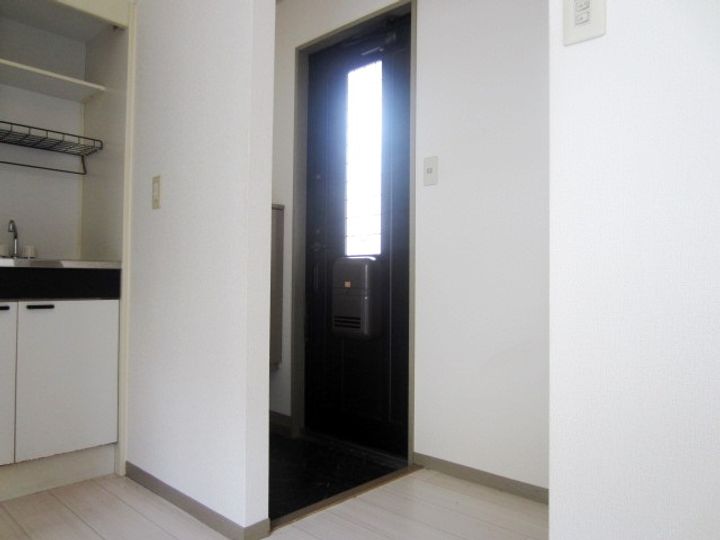 大阪府岸和田市戎町(アパート)の賃貸物件の玄関