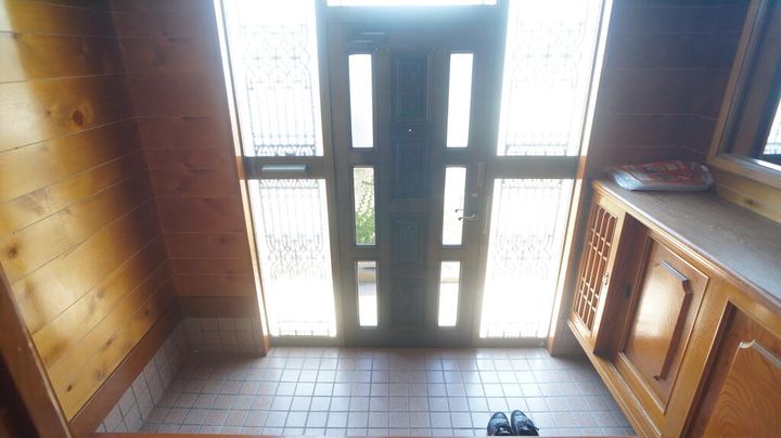 山梨県甲斐市西八幡(一戸建)の賃貸物件の玄関