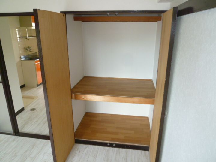 サンパレス小松島の内装