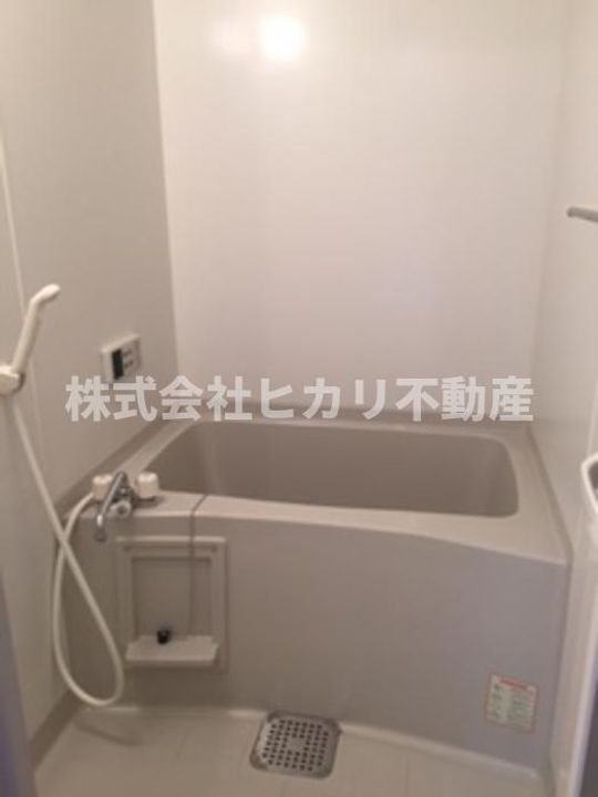 《角部屋》ベルボナールの風呂