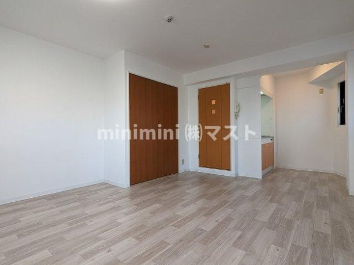 シンエイアド中央大通りビルディングの内装