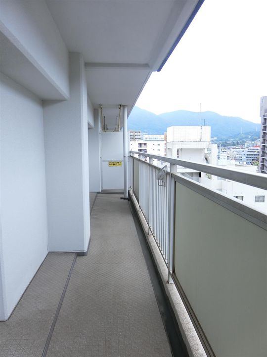 メガネ橋プラザの内装