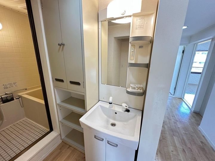 ニューハイツ幸の内装