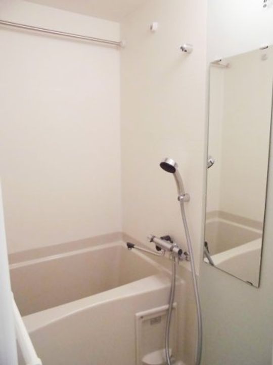 レジュールアッシュ福島CUEZの風呂