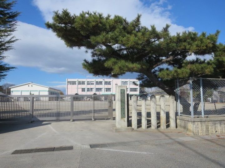 三重県鈴鹿市若松北1(一戸建)の賃貸物件の周辺
