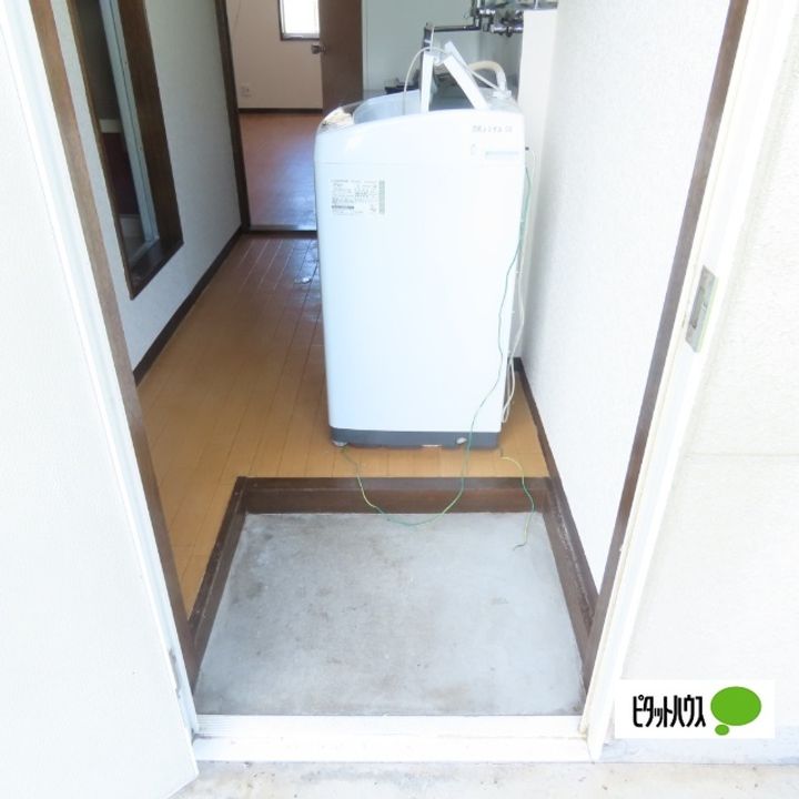 コーポ泉平の玄関