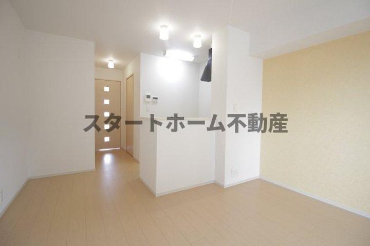 AKARIのその他画像