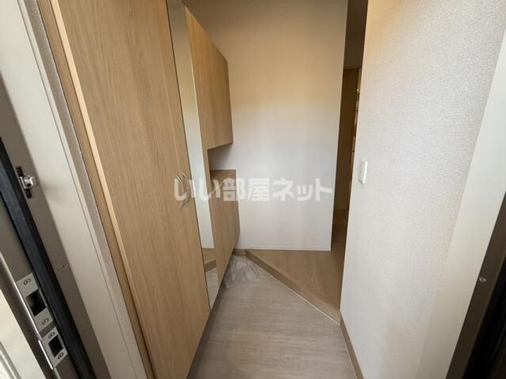 グリーンパレスの玄関