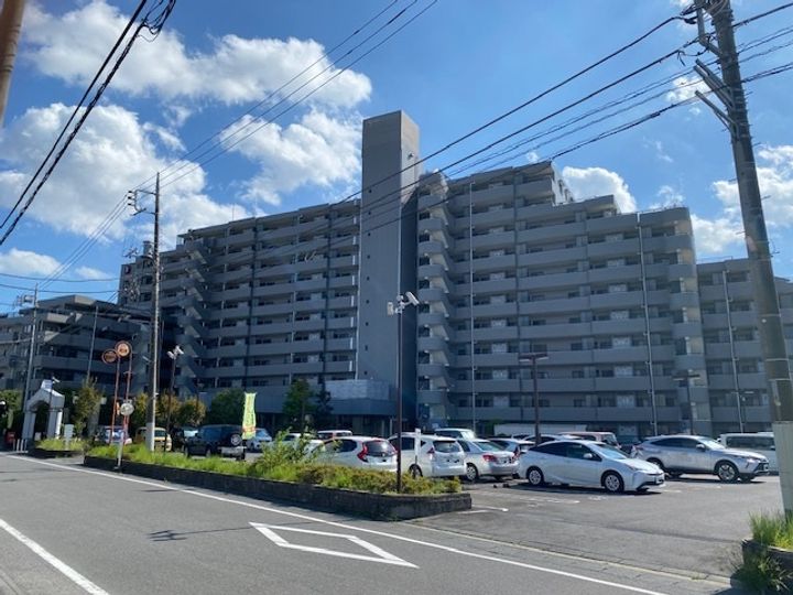 シャルマンコーポ土浦の外観