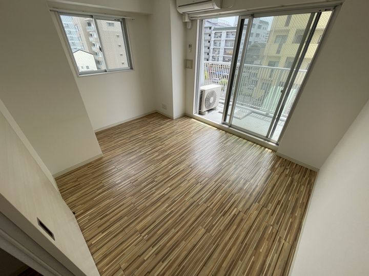 スタイヘン神戸の居間