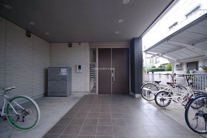埼玉県川口市西青木1(マンション)の賃貸物件の地図