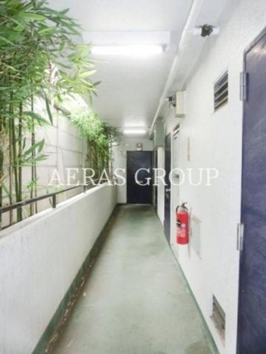 ビアン国立の外観