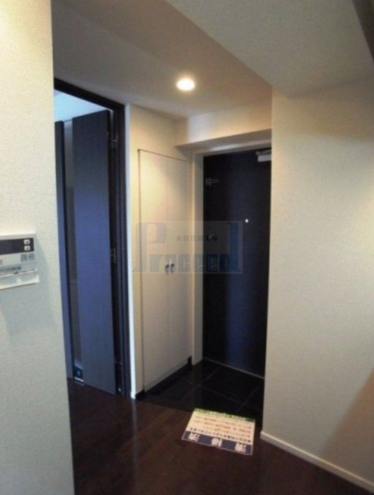 東京都板橋区本町(マンション)の賃貸物件の玄関