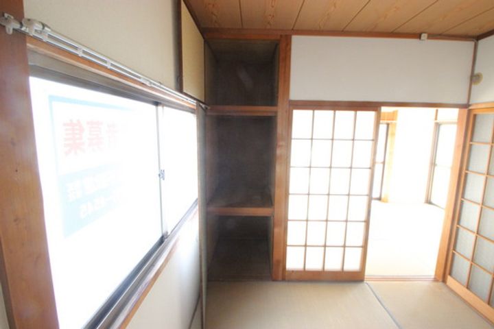 上本アパート東棟の内装