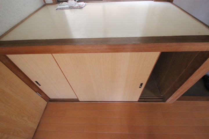 上本アパート東棟の内装