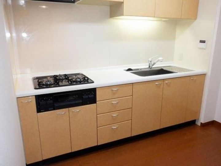 神奈川県横浜市鶴見区鶴見中央3(マンション)の賃貸物件の居間