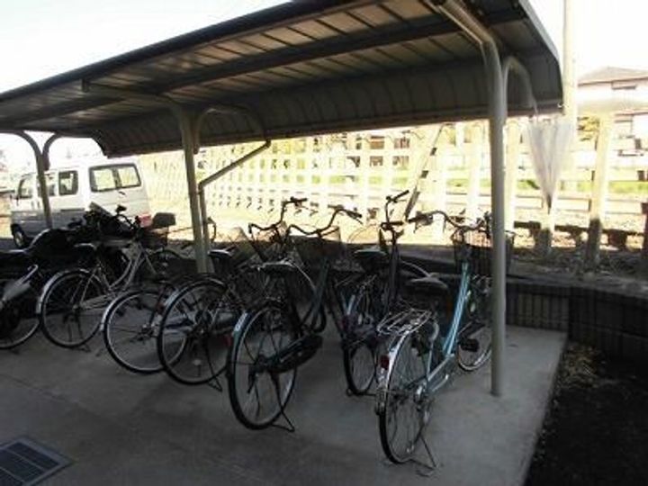 レオパレスアムールIIIの地図