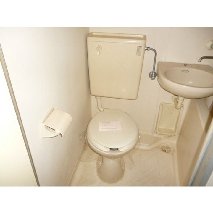 ファーストリバーの内装