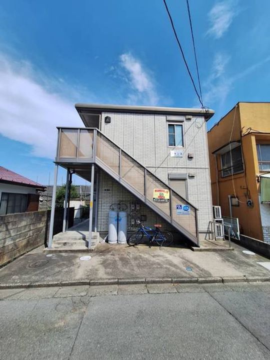 アネシスの外観