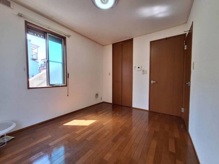 アネシスの居間