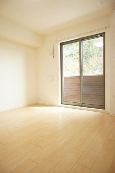 福島県いわき市鹿島町船戸字林下(アパート)の賃貸物件の居間