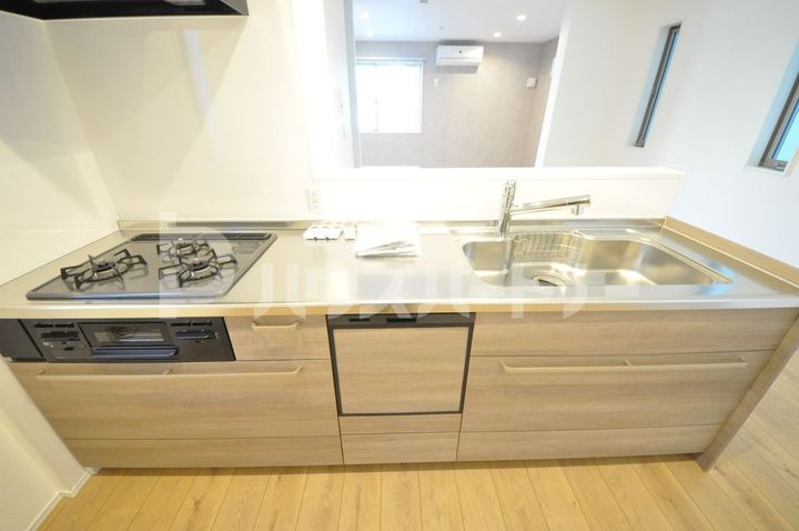 東京都荒川区町屋8(一戸建)の賃貸物件のキッチン