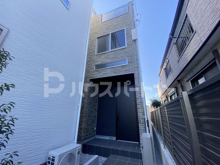 東京都荒川区町屋8(一戸建)の賃貸物件の外観