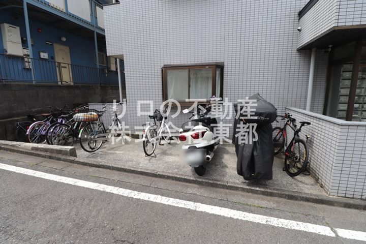 東京都多摩市馬引沢1(マンション)の賃貸物件の地図