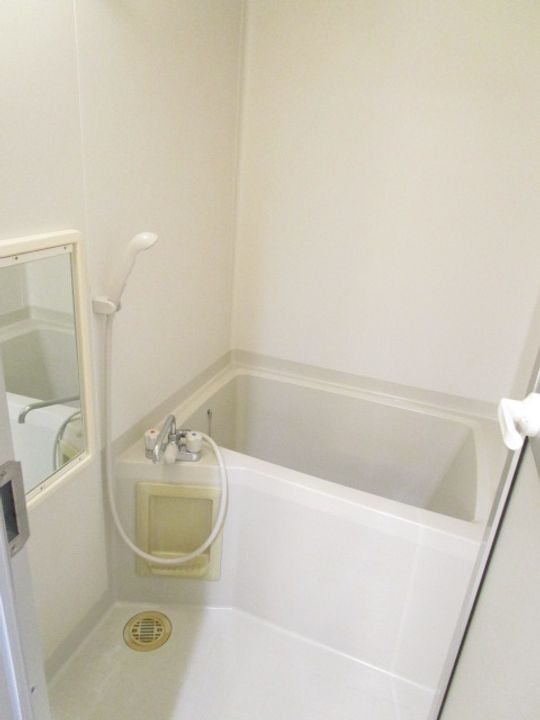 イナミハイツIIIの風呂