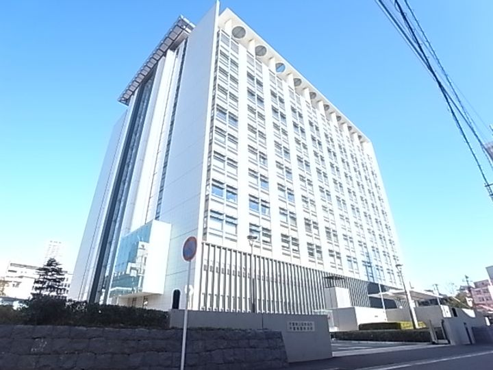 アルコバレーノシンメイの周辺