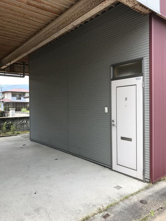 コーポ・マグニフィの地図