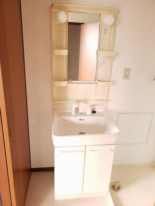 コーシャハイツ富任Bの内装