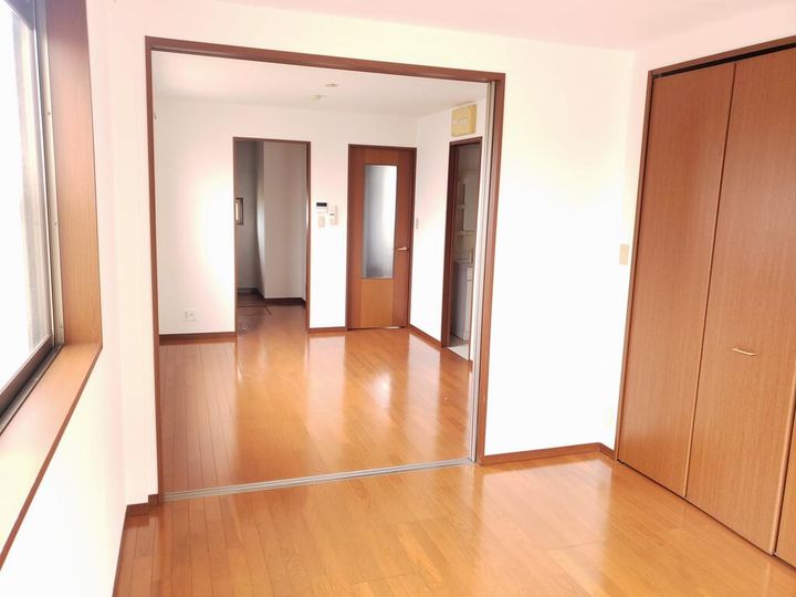 コーシャハイツ富任Bの居間