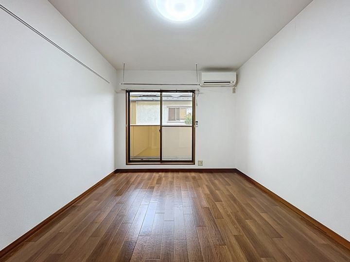 グリーンヒルズの居間