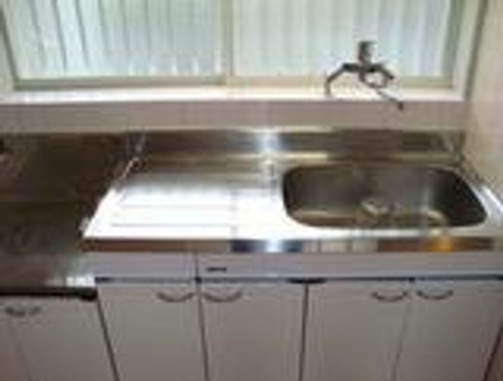 静岡県裾野市茶畑(アパート)の賃貸物件のキッチン