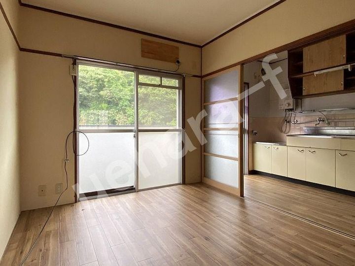 メゾンドロワールの居間