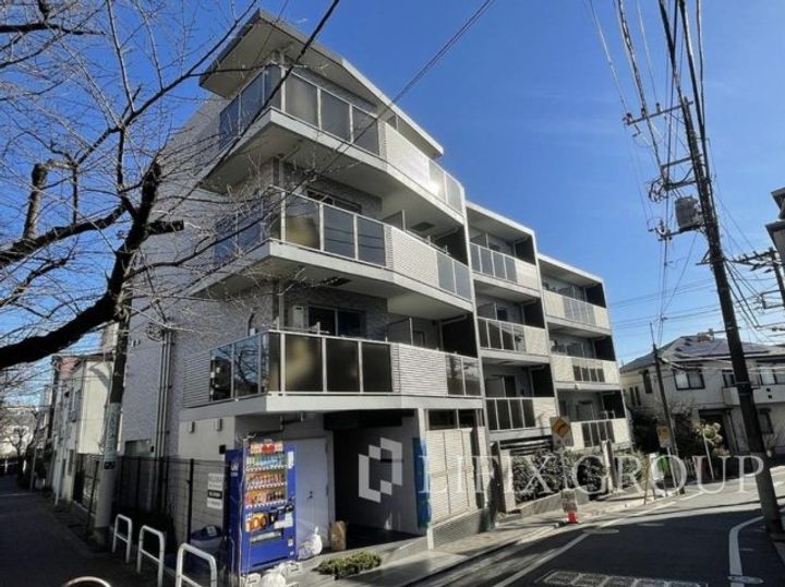 東京都板橋区仲町の賃貸マンションの外観