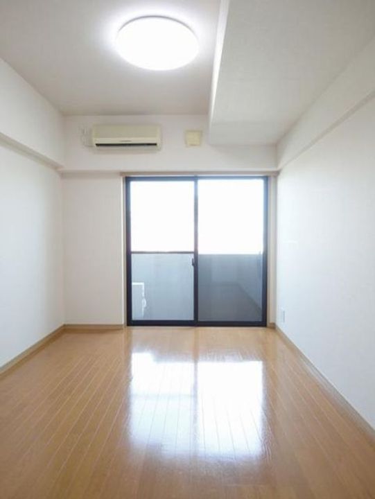 ルーブル池上3番館の居間